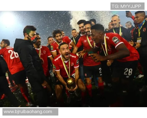 萨拉赫带领埃及队冲击世界杯荣耀展现足球巨星风采与团队精神