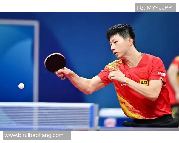 马龙在国际乒乓球赛中成功淘汰波尔晋级下一轮展现强大实力 马龙在国际乒乓球赛中成功淘汰波尔晋级下一轮展现强大实力