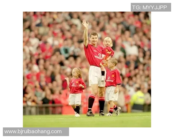 99年曼联对阵皇马经典战役回顾与精彩瞬间分析